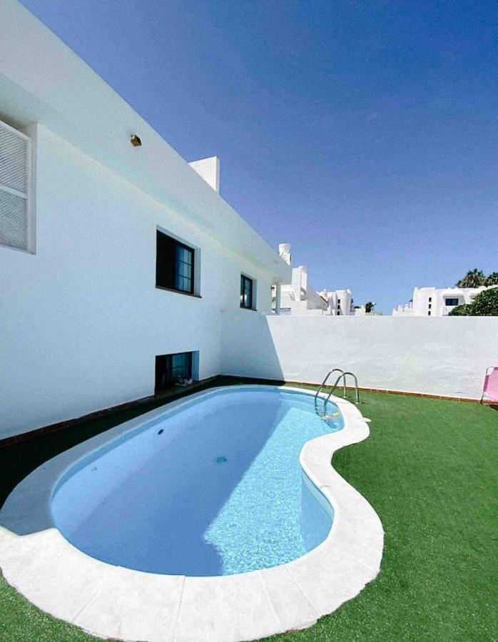 Long Beach Surf House Corralejo Kültér fotó